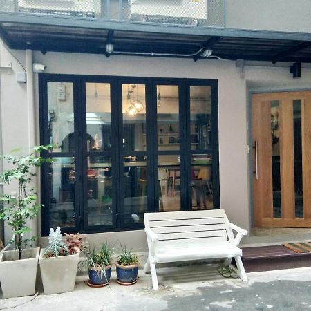 Bangkok Silom Chat Box Hostel Экстерьер фото