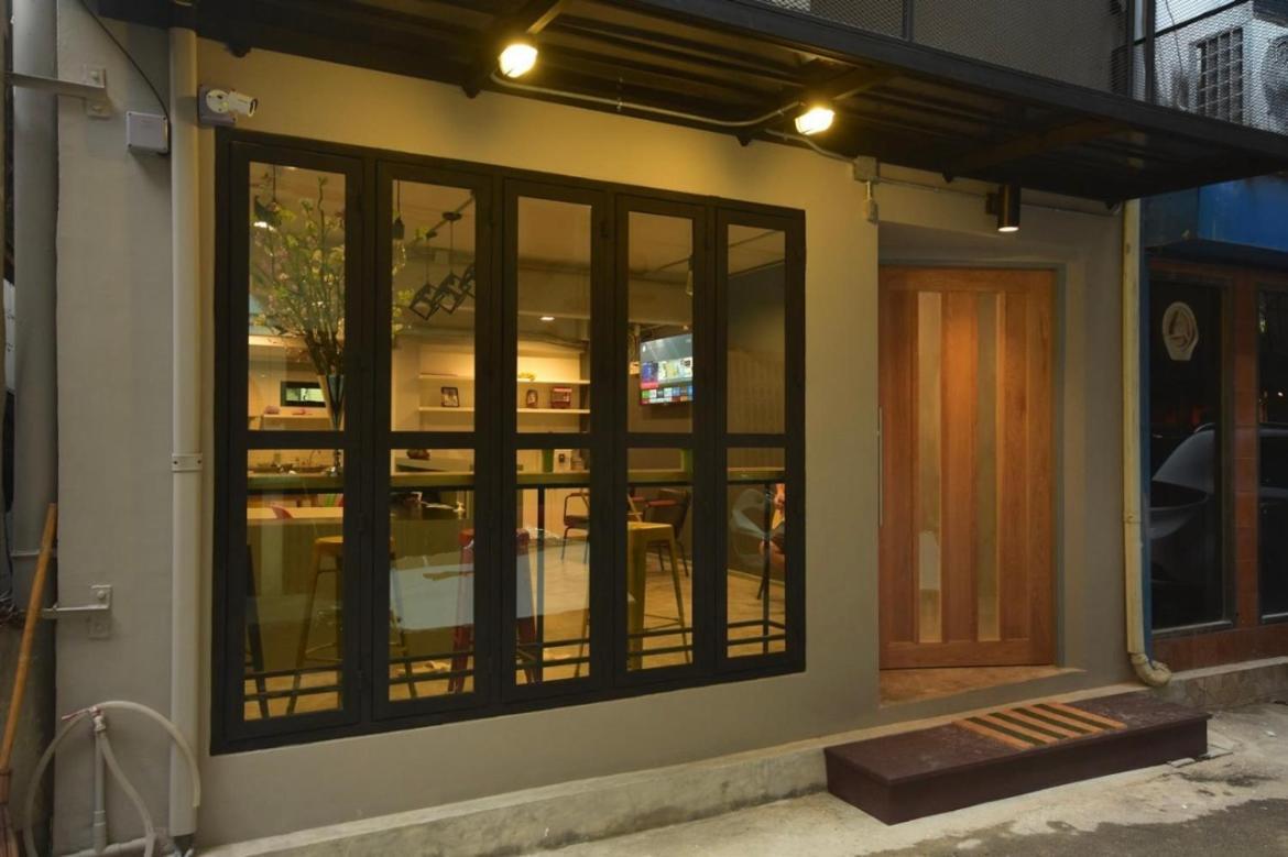 Bangkok Silom Chat Box Hostel Экстерьер фото