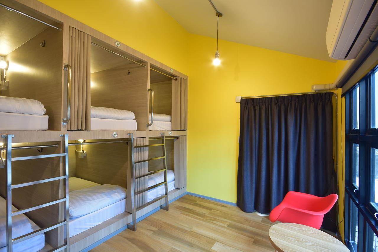Bangkok Silom Chat Box Hostel Экстерьер фото