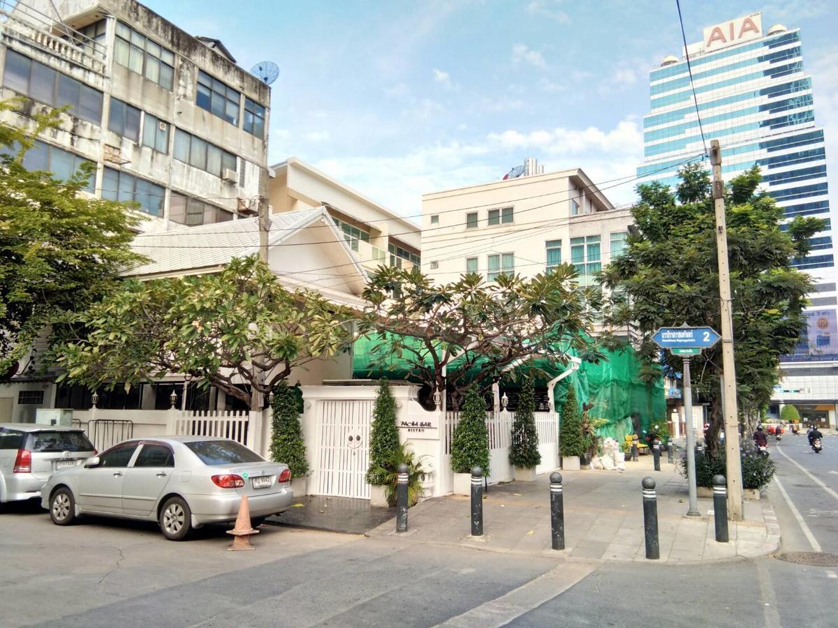 Bangkok Silom Chat Box Hostel Экстерьер фото